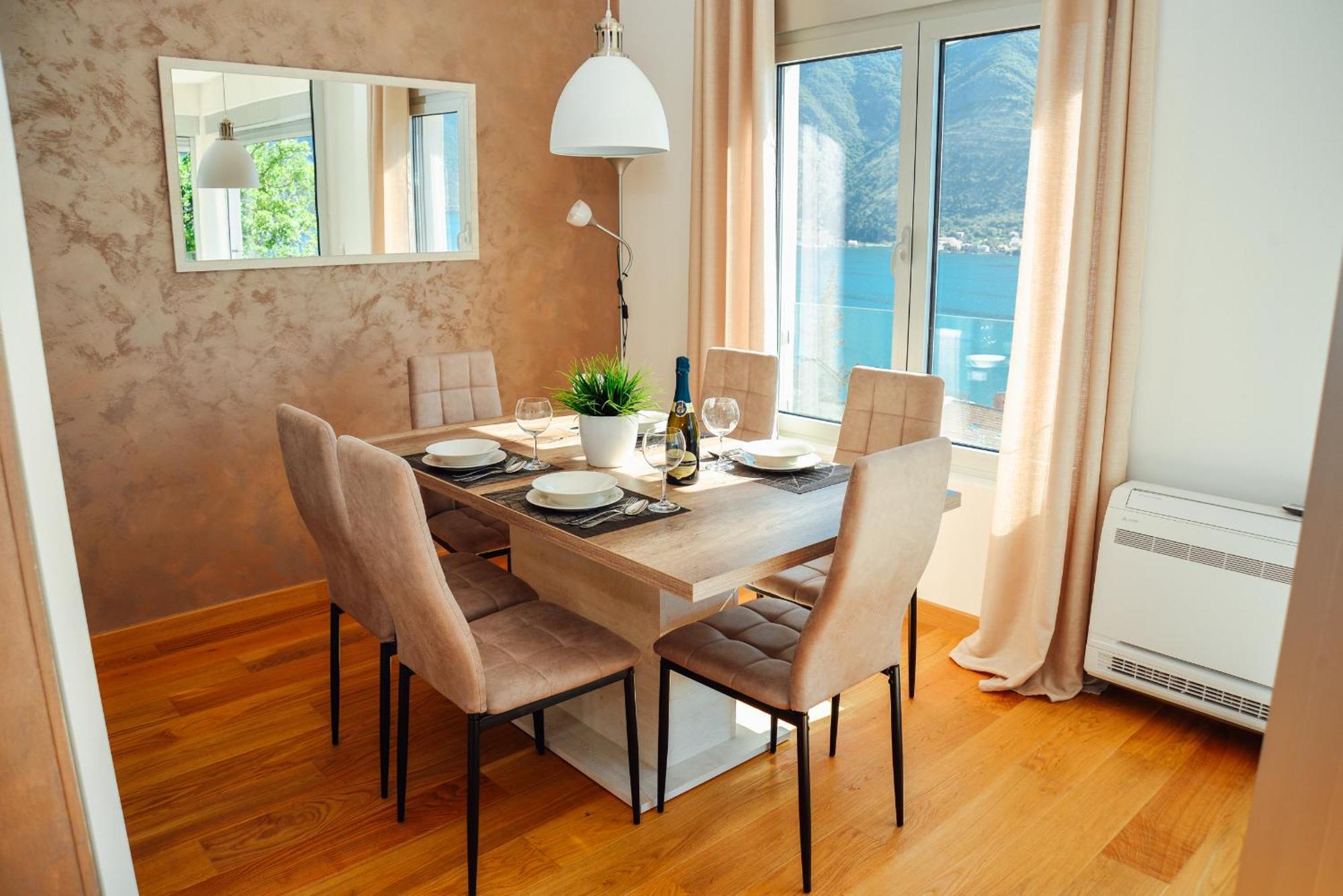 Sea View Apartment For 4 Kotor Exterior foto